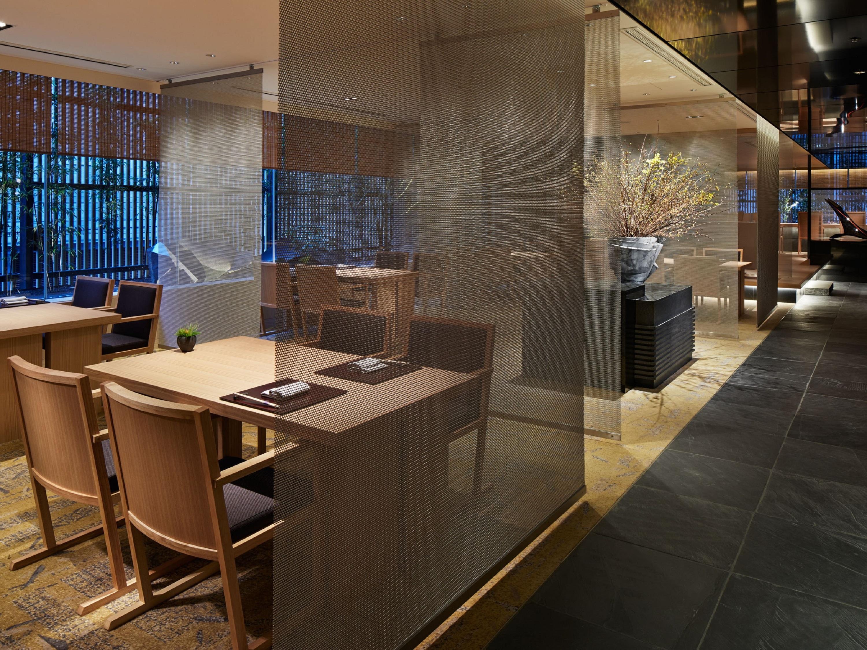 The Thousand Киото Экстерьер фото Interior of the restaurant